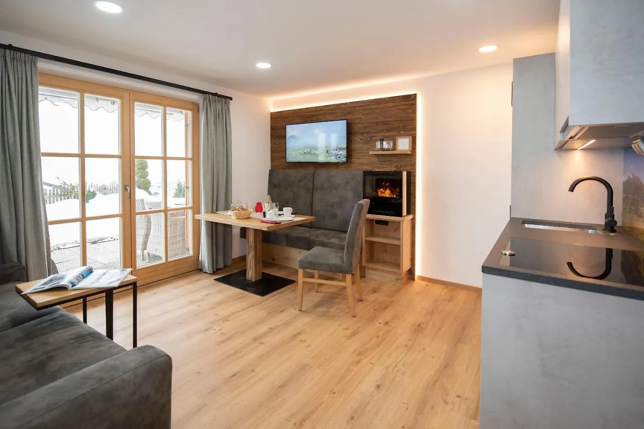 Ferienwohnungen Fam Michael Neumaier Reit im Winkl Apartment